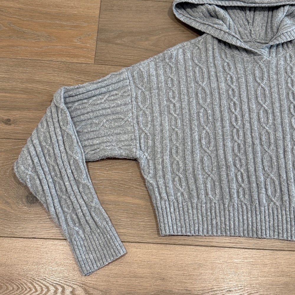 ALO YOGA Athletic Heather Grey Cable Knit‎ Winter Bliss Pullover Hoodie Size S - Picture 4 of 9